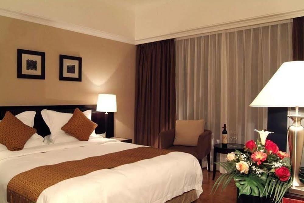 Heyuan Great International Hotel Exterior photo